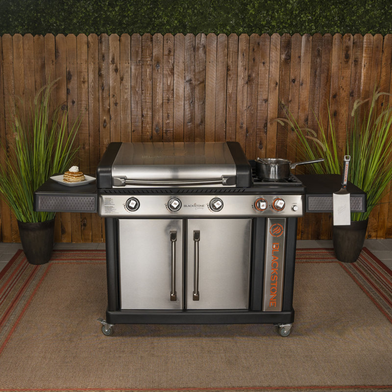 Blackstone 3 Burner Free Standing Liquid Propane 48000 BTU Gas Grill